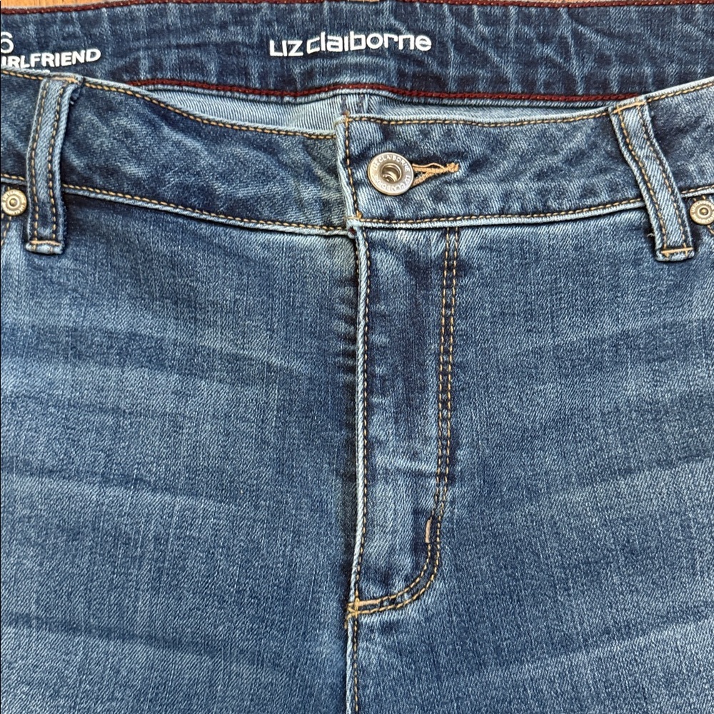 Liz Claiborne Girlfriend Jeans size 16 in EUC! - Picture 3 of 5